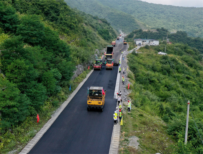 绵茂公路茂县段工程建设有力有序推进