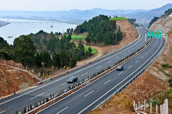 绵遂高速三台段绵阳客运总站平武农村公路三台农村公路山东援建北川的